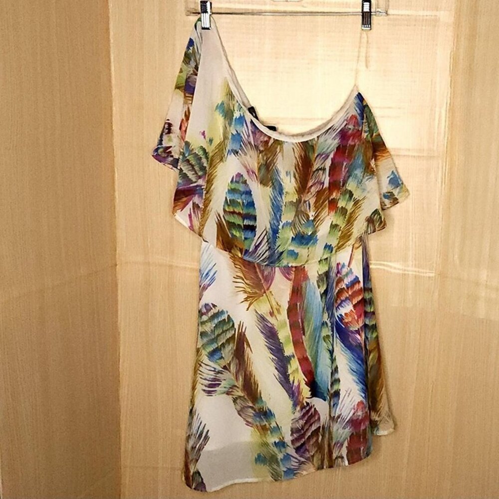 Womens Cream Feather Print